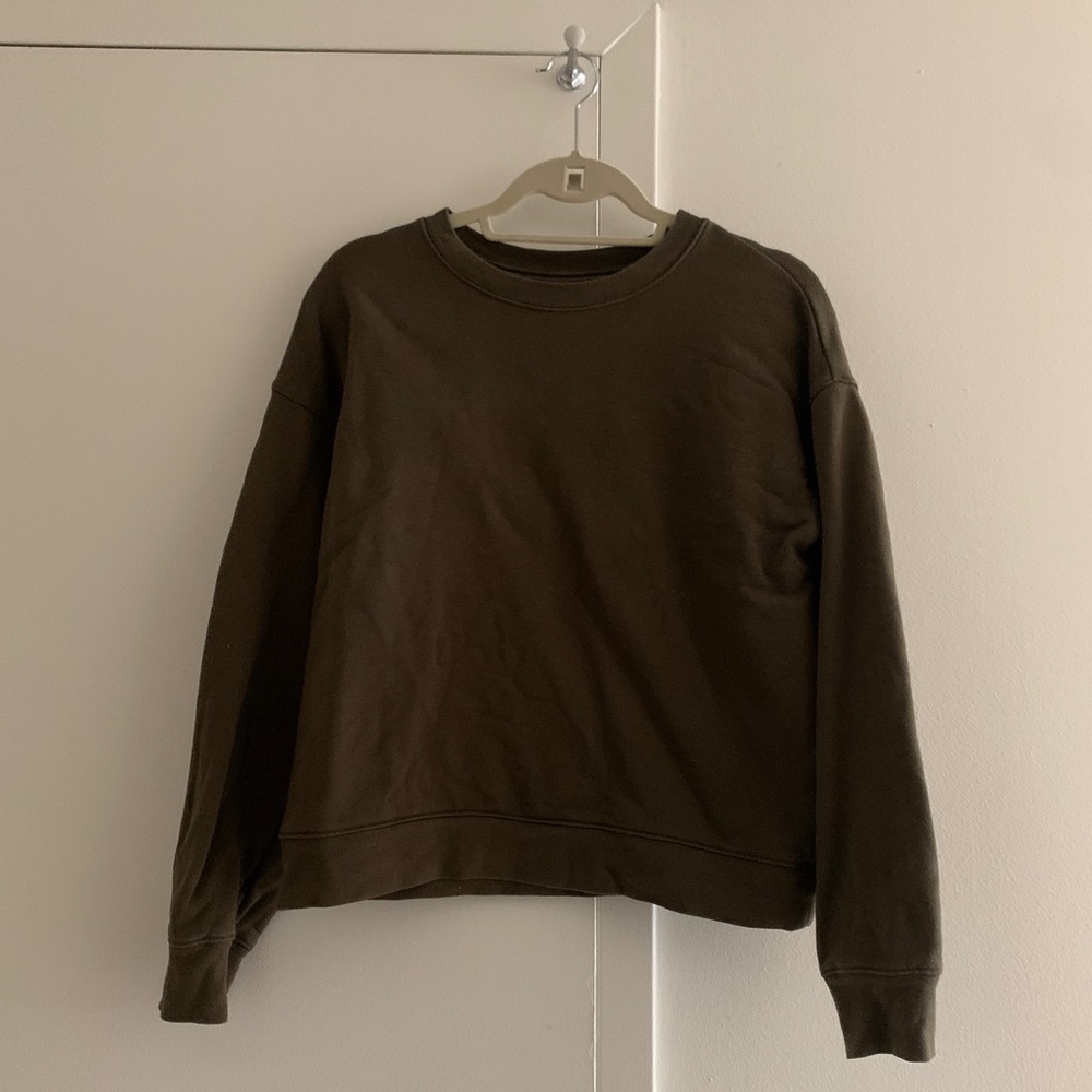 Girlfriend Collective Classic Sweatshirt in Forest Green